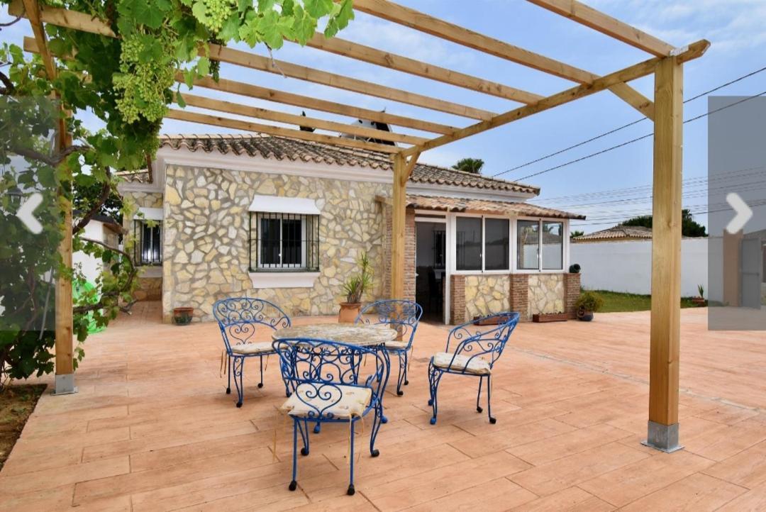 צ'יקלנה דה לה פרונטרה Chalet Villa Caulina מראה חיצוני תמונה